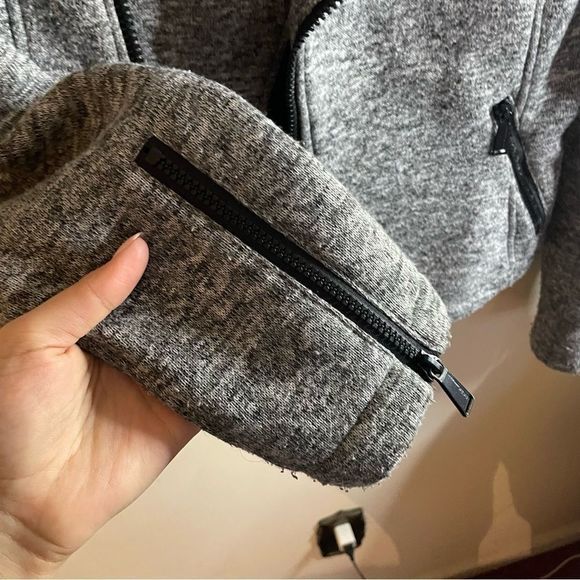 BCBGeneration Heathered Knit Moto Jacket Blazer- Size Small - Picture 4 of 8